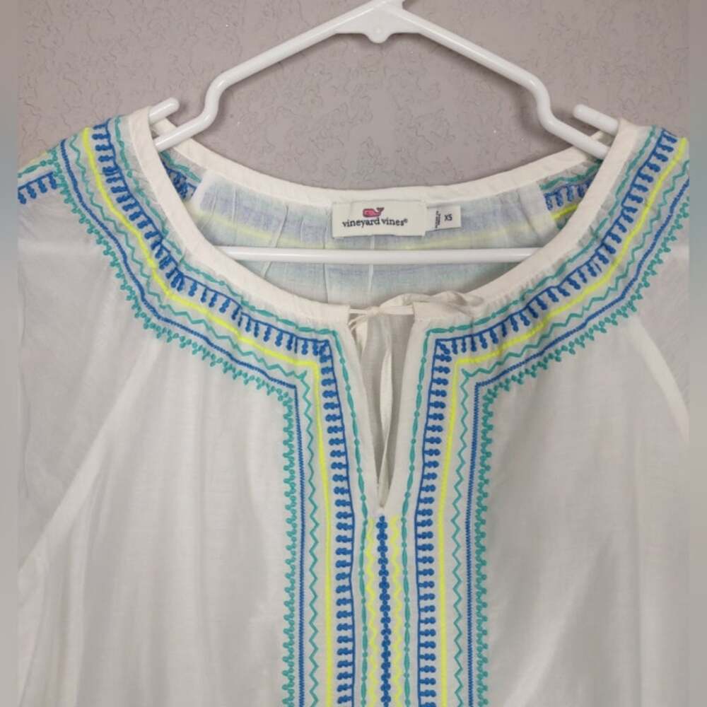 Vineyard Vines Embroidered Silk Blend Tassel Tunic Top Size XS - Picture 9 of 12